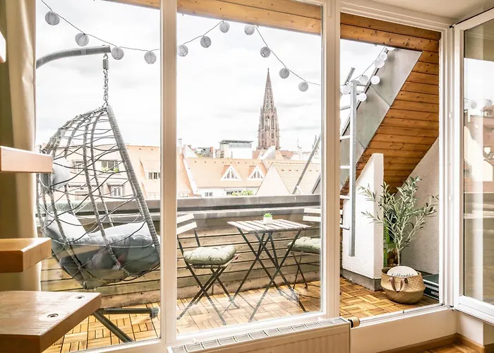 Black Forest Base-zentral Am Martinstor Lägenhet