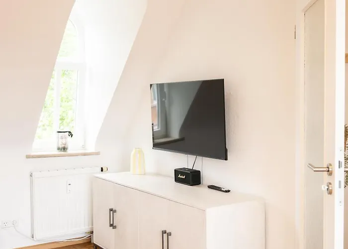 Black Forest Base-zentral Am Martinstor *