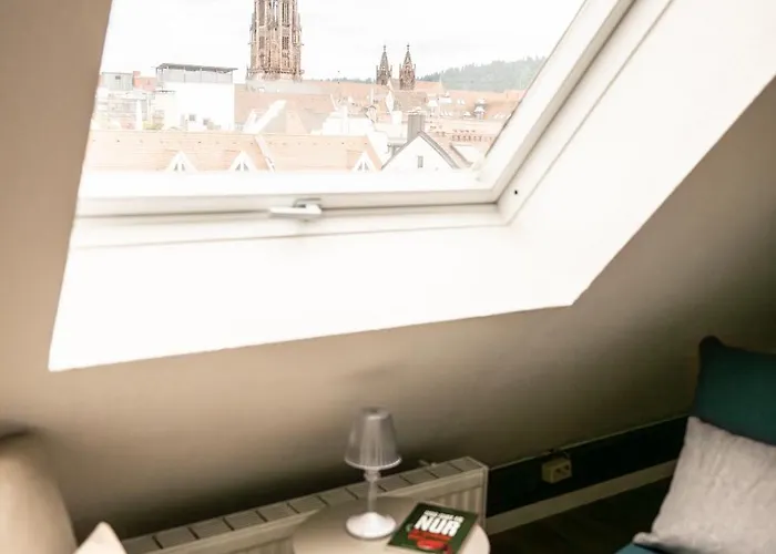 Black Forest Base-zentral Am Martinstor Lägenhet